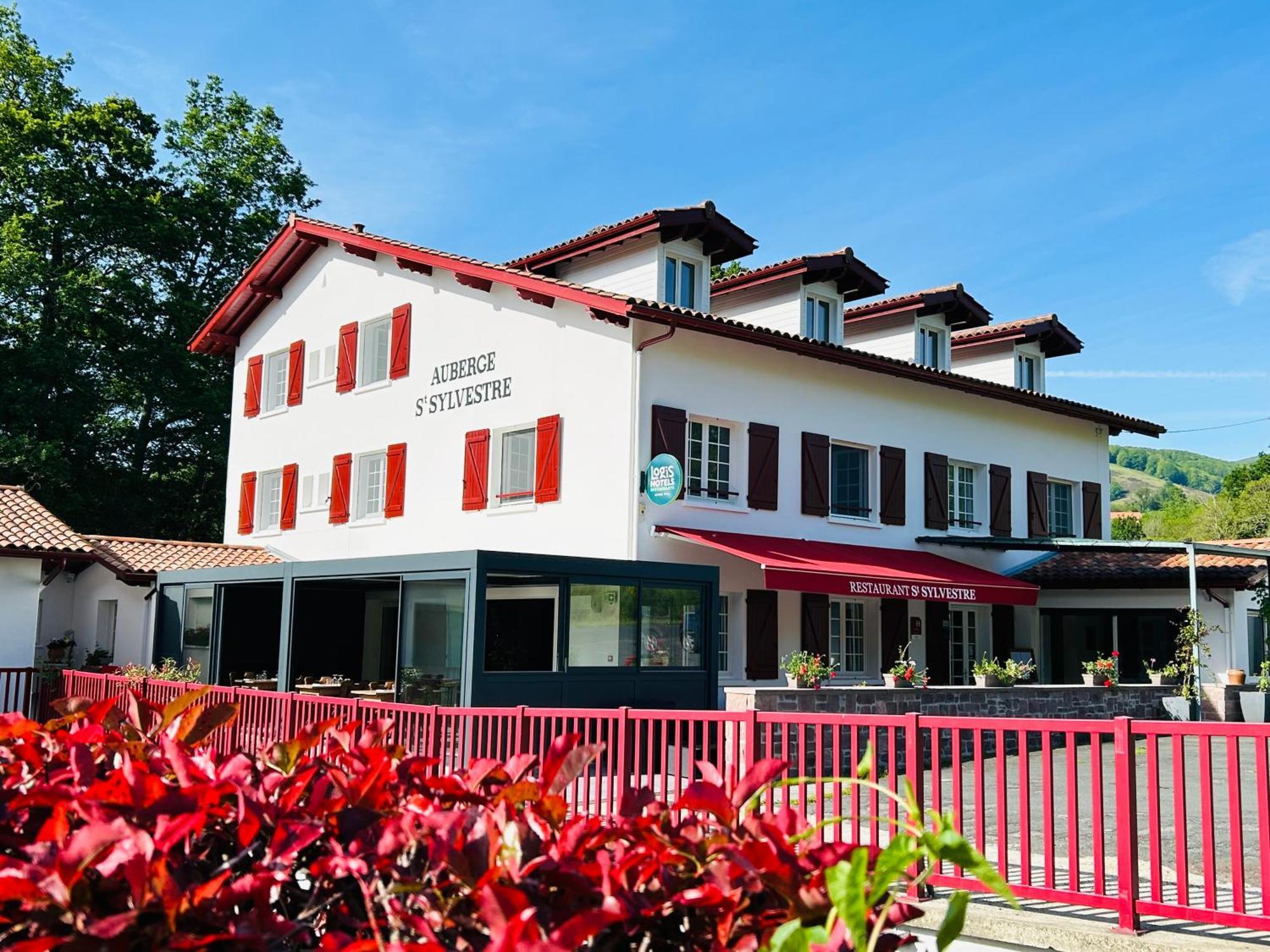 LOGIS Hôtel St Sylvestre Aldudes Exterior foto